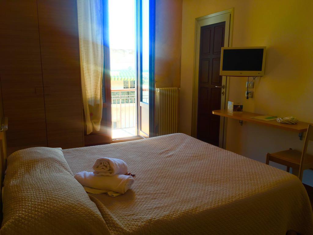B&B Al Porto บิสเชลเย ภายนอก รูปภาพ