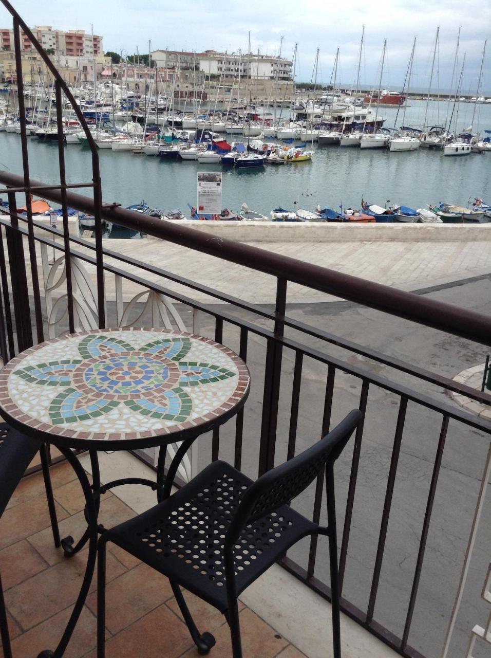 B&B Al Porto บิสเชลเย ภายนอก รูปภาพ